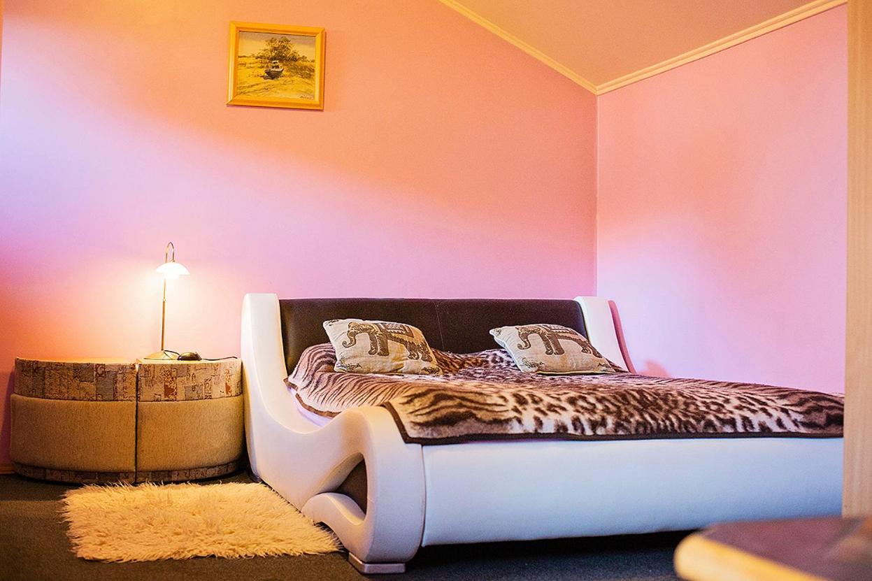Smilgas Hotel Lici  Luaran gambar